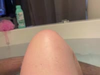 Femme libre souvent accompagner aime faire plaisir aux autres