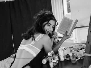 free chat room AnnieClay