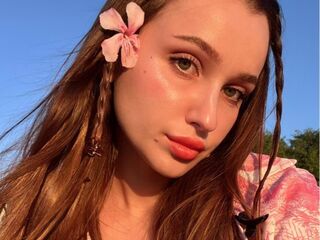 hot cam girl spreading pussy ElisaHeathe