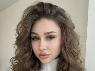 camgirl video chat JunitaDroze