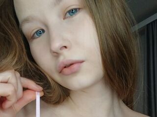 hot strip tease web cam LeslyShay