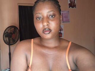 fingering camwhore LuciaKay