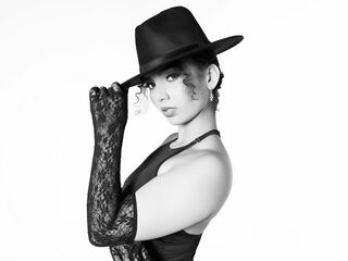 spy webcam VeraBellucci