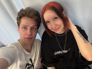 closeup live cam show BrainAndCornelia