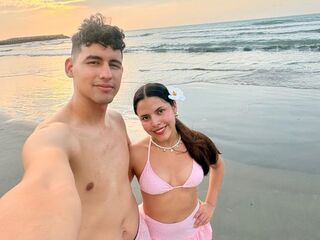 naked webcam couple sex show SaraAndrex