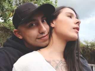 kinky webcam sex show VeronicaandAlan