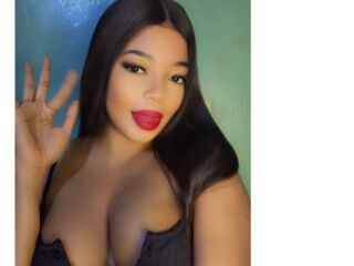 fetish chat room SarahCourt