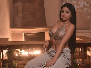 cam girl playing with dildo AishaObsession