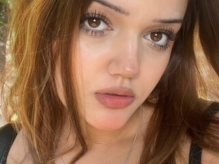 camwhore masturbating with vibrator AishaTiffany