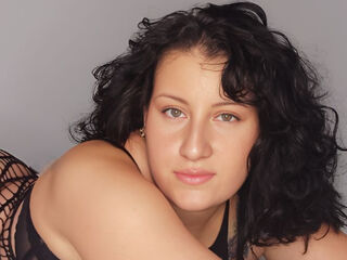 cam whore AlessandraDiRoss