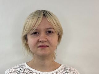camgirl showing pussy AlysaHema