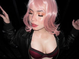 topless webcam girl AmelieStart