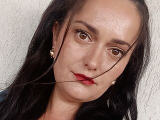 camwhore masturbating with sextoy AmiraCeleste