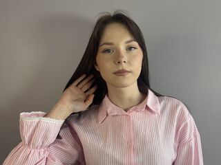 cam girl playing with dildo AnamariaScardino