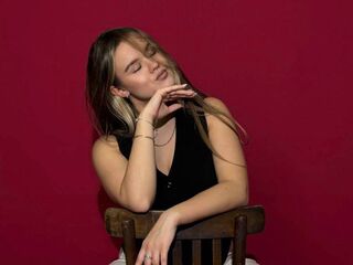 webcamgirl AureliaChirico