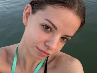 webcam chat room BonnySeto