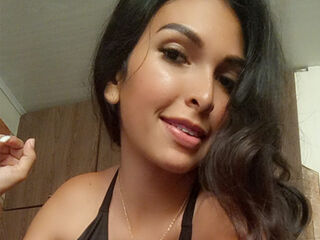 nude webcamgirl BrendaMontecarlo