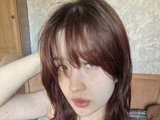 naughty camgirl masturbating with vibrator BritanyVaudreuil