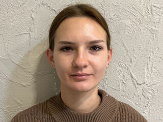 naked girl with cam masturbating BritneySwiss