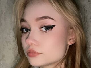 chat livesex CecilyBurnard