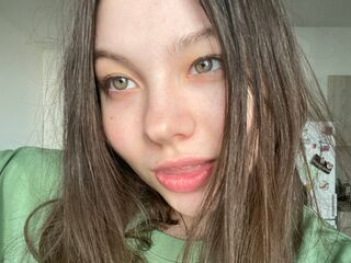 fingering camgirl ClariceFinton