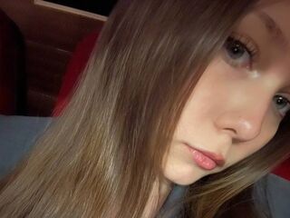 chat room photo CleliaGuynup