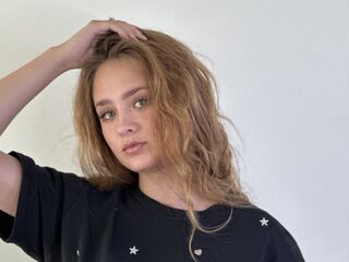 hot strip tease web cam CodiCarrion