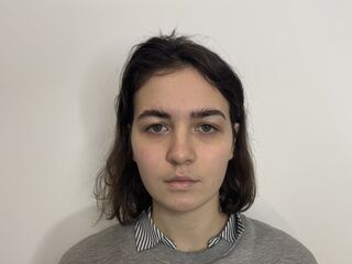 adultcam CorinaHariri