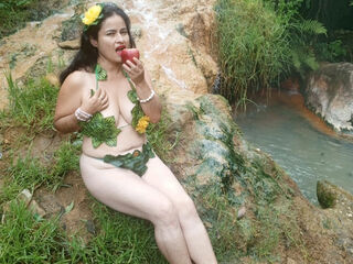 camgirl picture CrystalLara