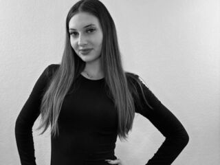 free live show DaynaNicholls