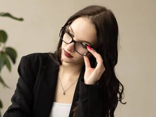 free video chat room DelaineLamie