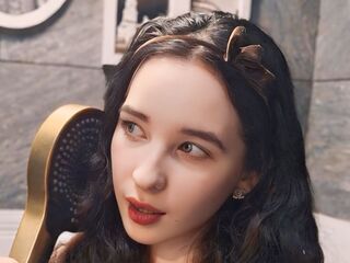 hot cam girl masturbating with vibrator EliseGianola