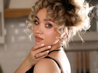 free webcam chat room EvaSoftly