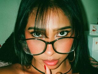 naked girl with cam EvelinWatson