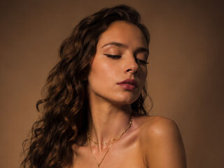 fingering webcamgirl FranLeveille