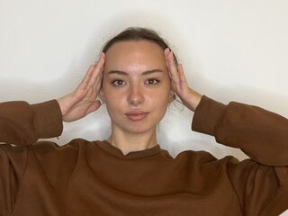 camgirl playing with dildo HertaLaraby
