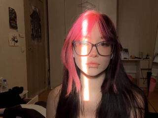 naughty camgirl JameyStaffieri