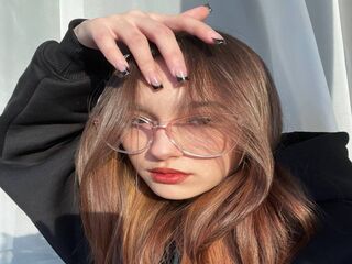 nude camgirl picture JeannaTalahytewa