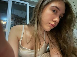 cyber sex chat room JeniseLozado