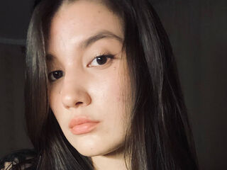 naked webcam girl fingering KandisKuy