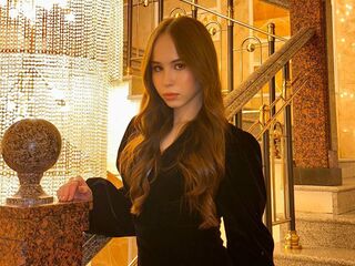 closeup webcam KaryNeil