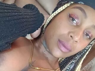 camslut fingering shaved pussy KataRome