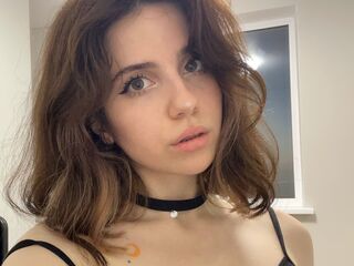 naked webcamgirl KatieDarke