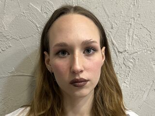 naked webcamgirl photo KatrinJons