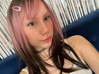 camwhore masturbating with sextoy KayaSnowy