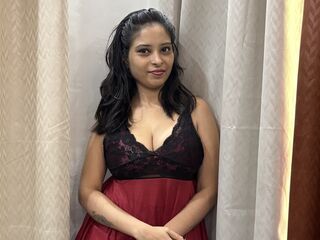 naked camgirl photo KiaraMuse