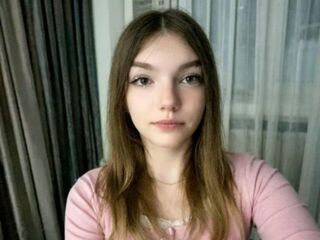 cam girl chatroom KoriMatinez