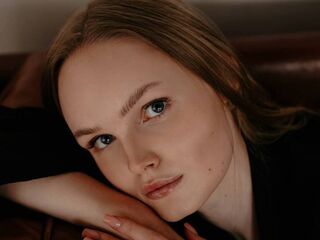 hot strip tease web cam LalaHernanadez