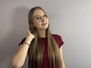 adultcam photo LeolaHunkins