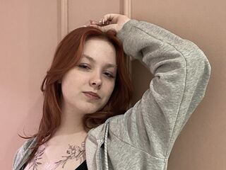 fingering webcam girl LindaBenne